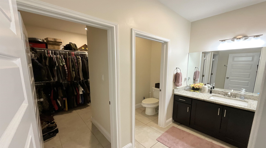 9957 Grotto Dr., Laredo, Texas 78045, 4 Bedrooms Bedrooms, 6 Rooms Rooms,2 BathroomsBathrooms,Residential,For Sale,9957 Grotto Dr.,20254353 9957 Grotto Dr., Laredo, Texas 78045, 4 Bedrooms Bedrooms, 6 Rooms Rooms,2 BathroomsBathrooms,Residential,For Sale,9957 Grotto Dr.,20254353