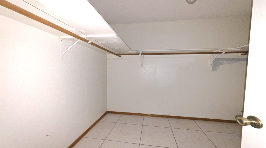 415 Falcon Ave., Zapata, Texas 78076, 3 Bedrooms Bedrooms, 6 Rooms Rooms,2 BathroomsBathrooms,Residential,For Sale,415 Falcon Ave.,20254354