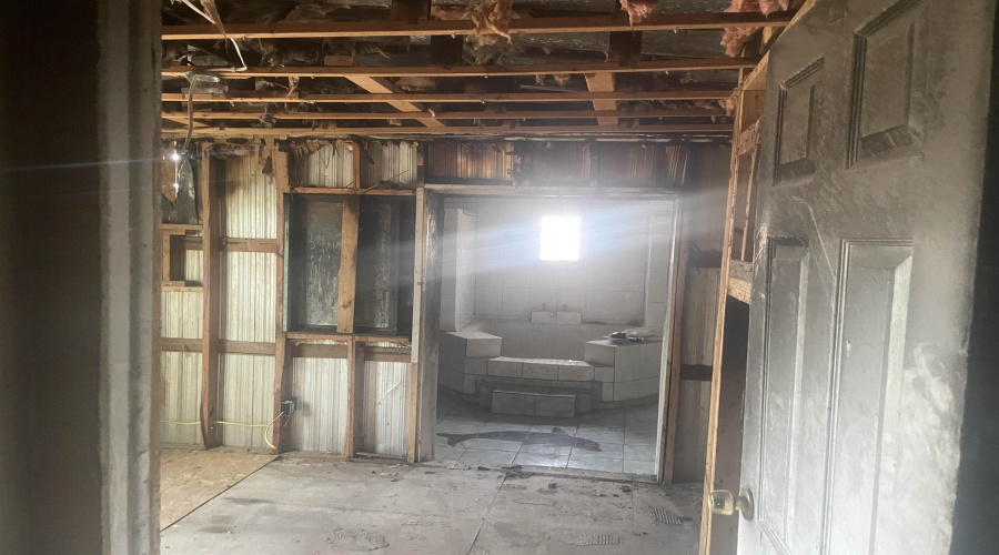 4543 Hachar Ln, Laredo, Texas 78046, 2 Bedrooms Bedrooms, 5 Rooms Rooms,2 BathroomsBathrooms,Residential,For Sale,4543 Hachar Ln,20254358