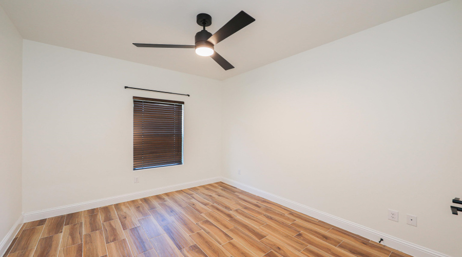 717 Journey Loop, Laredo, Texas 78045, 4 Bedrooms Bedrooms, 6 Rooms Rooms,2 BathroomsBathrooms,Residential,For Sale,717 Journey Loop,20254359