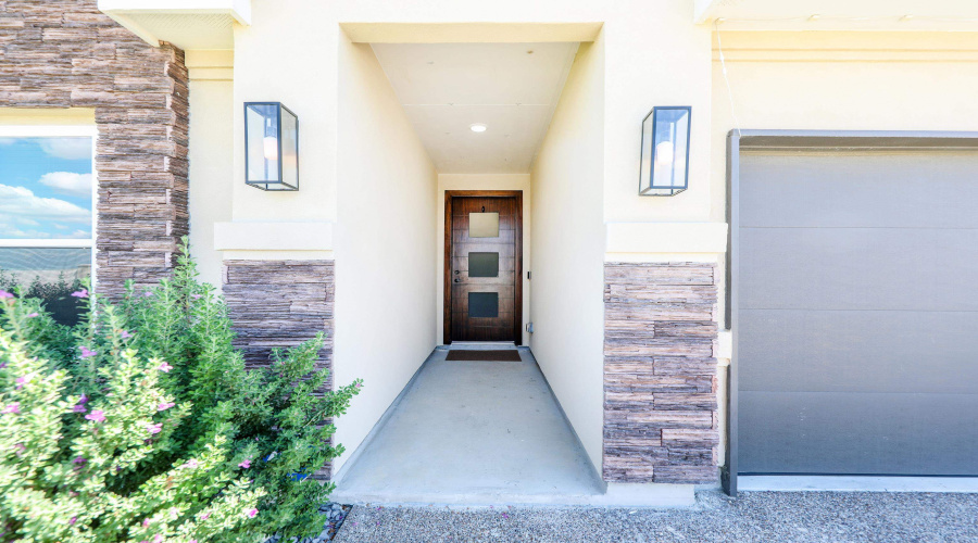 717 Journey Loop, Laredo, Texas 78045, 4 Bedrooms Bedrooms, 6 Rooms Rooms,2 BathroomsBathrooms,Residential,For Sale,717 Journey Loop,20254359