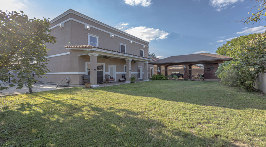 10601 Porfirio Dr, LAREDO, Texas 78045, 4 Bedrooms Bedrooms, 7 Rooms Rooms,3 BathroomsBathrooms,Residential,For Sale,10601 Porfirio Dr,20254361