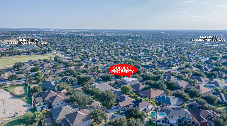 10601 Porfirio Dr, LAREDO, Texas 78045, 4 Bedrooms Bedrooms, 7 Rooms Rooms,3 BathroomsBathrooms,Residential,For Sale,10601 Porfirio Dr,20254361