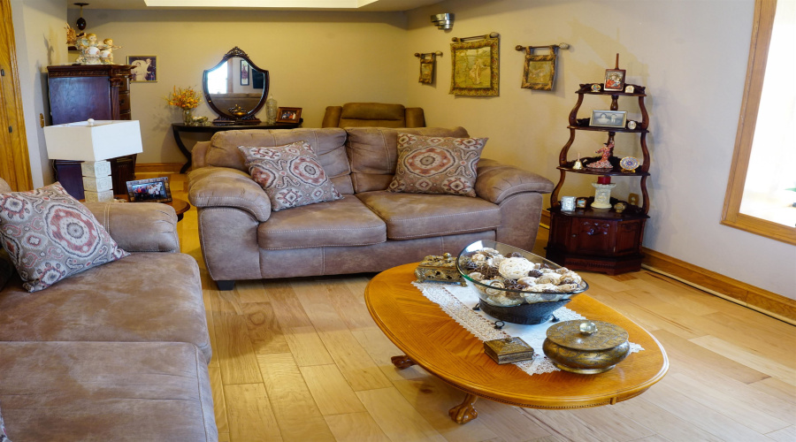 197 Madison Ave., Zapata, Texas 78076, 3 Bedrooms Bedrooms, 6 Rooms Rooms,3 BathroomsBathrooms,Residential,For Sale,197 Madison Ave.,20254363