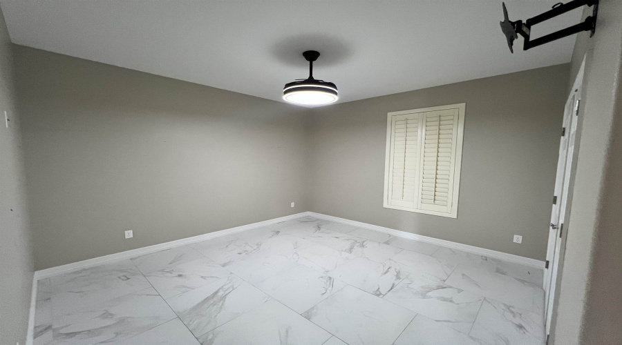 1103 Falcon Ave., Zapata, Texas 78076, 3 Bedrooms Bedrooms, 6 Rooms Rooms,2 BathroomsBathrooms,Residential,For Sale,1103 Falcon Ave.,20254364