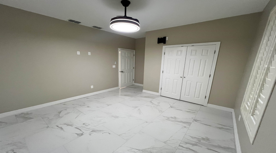 1103 Falcon Ave., Zapata, Texas 78076, 3 Bedrooms Bedrooms, 6 Rooms Rooms,2 BathroomsBathrooms,Residential,For Sale,1103 Falcon Ave.,20254364