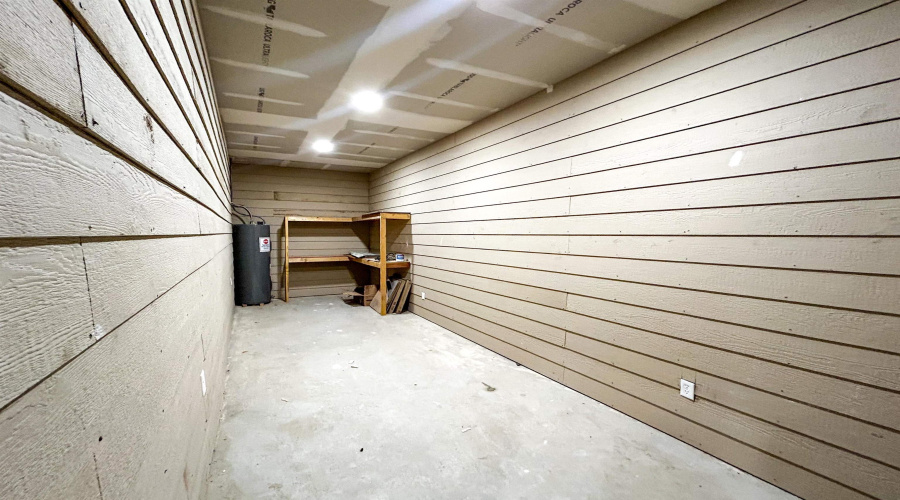 1103 Falcon Ave., Zapata, Texas 78076, 3 Bedrooms Bedrooms, 6 Rooms Rooms,2 BathroomsBathrooms,Residential,For Sale,1103 Falcon Ave.,20254364