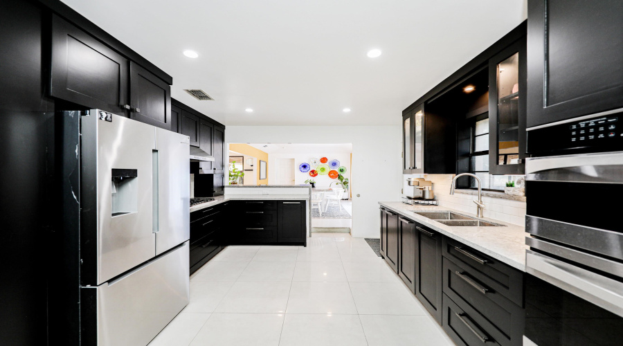 8 Fenwick Dr, LAREDO, Texas 78045, 4 Bedrooms Bedrooms, 8 Rooms Rooms,4 BathroomsBathrooms,Residential,For Sale,8 Fenwick Dr,20254365