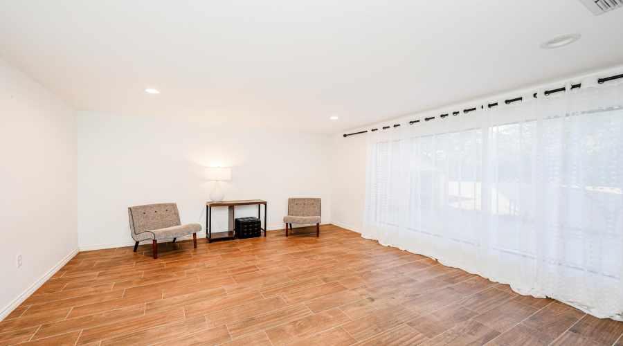 8 Fenwick Dr, LAREDO, Texas 78045, 4 Bedrooms Bedrooms, 8 Rooms Rooms,4 BathroomsBathrooms,Residential,For Sale,8 Fenwick Dr,20254365