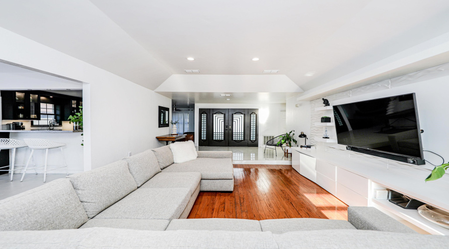 8 Fenwick Dr, LAREDO, Texas 78045, 4 Bedrooms Bedrooms, 8 Rooms Rooms,4 BathroomsBathrooms,Residential,For Sale,8 Fenwick Dr,20254365