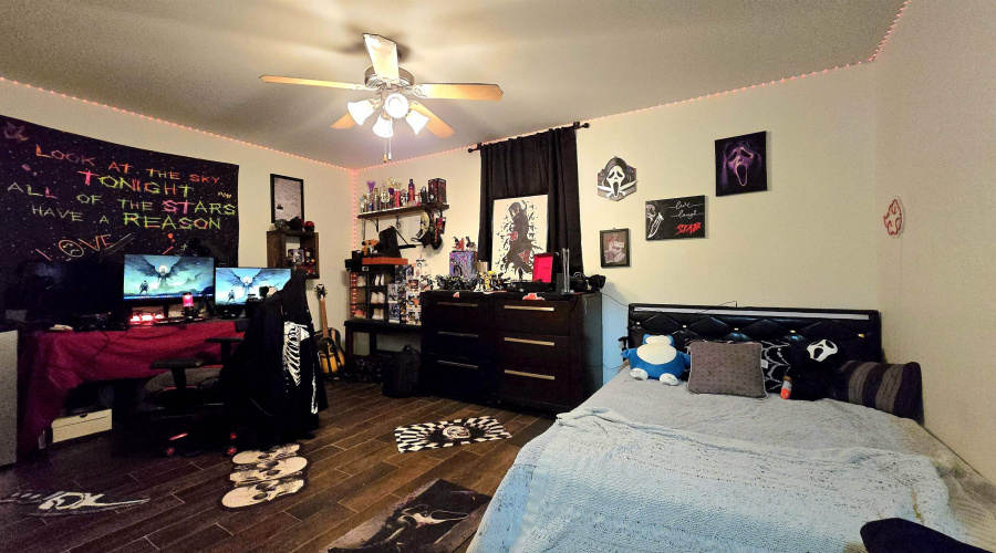 10107 Caballo Dr, Laredo, Texas 78045, 4 Bedrooms Bedrooms, 8 Rooms Rooms,2 BathroomsBathrooms,Residential,For Sale,10107 Caballo Dr,20254371