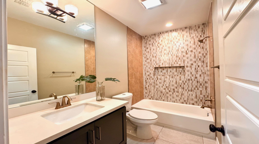 1603 Cozumel Dr, LAREDO, Texas 78046, 3 Bedrooms Bedrooms, 5 Rooms Rooms,2 BathroomsBathrooms,Residential,For Rent,1603 Cozumel Dr,20254375 1603 Cozumel Dr, LAREDO, Texas 78046, 3 Bedrooms Bedrooms, 5 Rooms Rooms,2 BathroomsBathrooms,Residential,For Rent,1603 Cozumel Dr,20254375