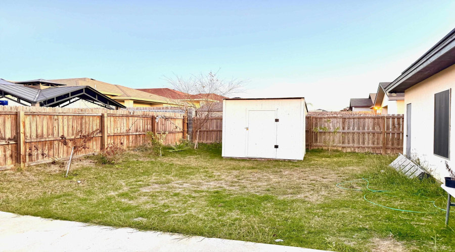 1603 Cozumel Dr, LAREDO, Texas 78046, 3 Bedrooms Bedrooms, 5 Rooms Rooms,2 BathroomsBathrooms,Residential,For Rent,1603 Cozumel Dr,20254375 1603 Cozumel Dr, LAREDO, Texas 78046, 3 Bedrooms Bedrooms, 5 Rooms Rooms,2 BathroomsBathrooms,Residential,For Rent,1603 Cozumel Dr,20254375