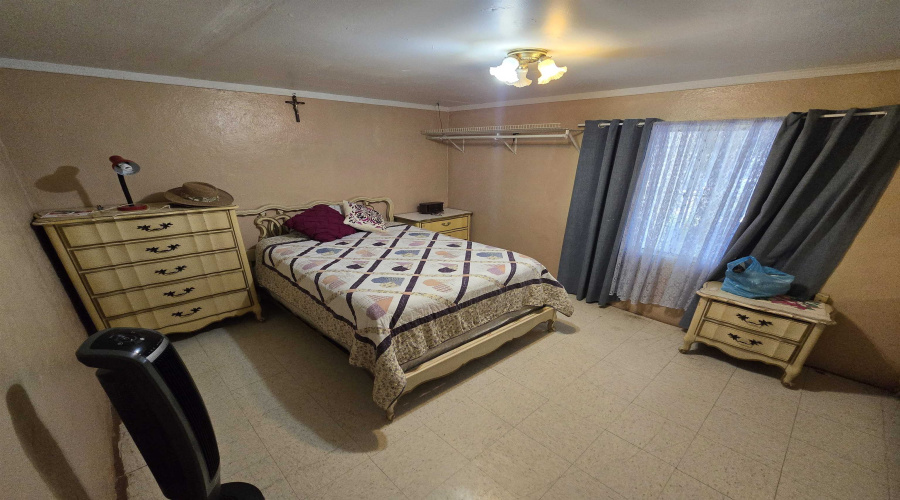 1814 Madison St, Laredo, Texas 78040, 2 Bedrooms Bedrooms, 4 Rooms Rooms,1 BathroomBathrooms,Residential,For Sale,1814 Madison St,20254376