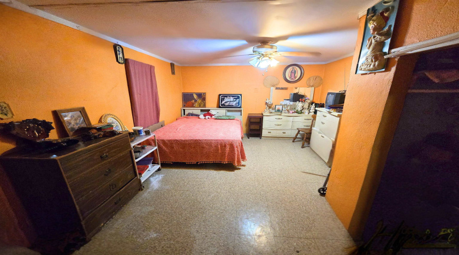 1814 Madison St, Laredo, Texas 78040, 2 Bedrooms Bedrooms, 4 Rooms Rooms,1 BathroomBathrooms,Residential,For Sale,1814 Madison St,20254376