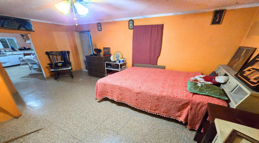 1814 Madison St, Laredo, Texas 78040, 2 Bedrooms Bedrooms, 4 Rooms Rooms,1 BathroomBathrooms,Residential,For Sale,1814 Madison St,20254376