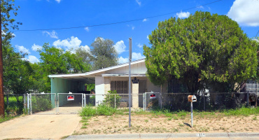 1814 Madison St, Laredo, Texas 78040, 2 Bedrooms Bedrooms, 4 Rooms Rooms,1 BathroomBathrooms,Residential,For Sale,1814 Madison St,20254376