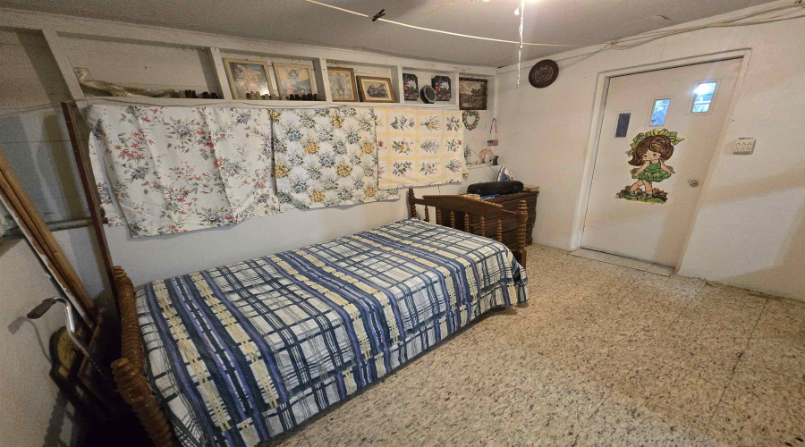 1814 Madison St, Laredo, Texas 78040, 2 Bedrooms Bedrooms, 4 Rooms Rooms,1 BathroomBathrooms,Residential,For Sale,1814 Madison St,20254376