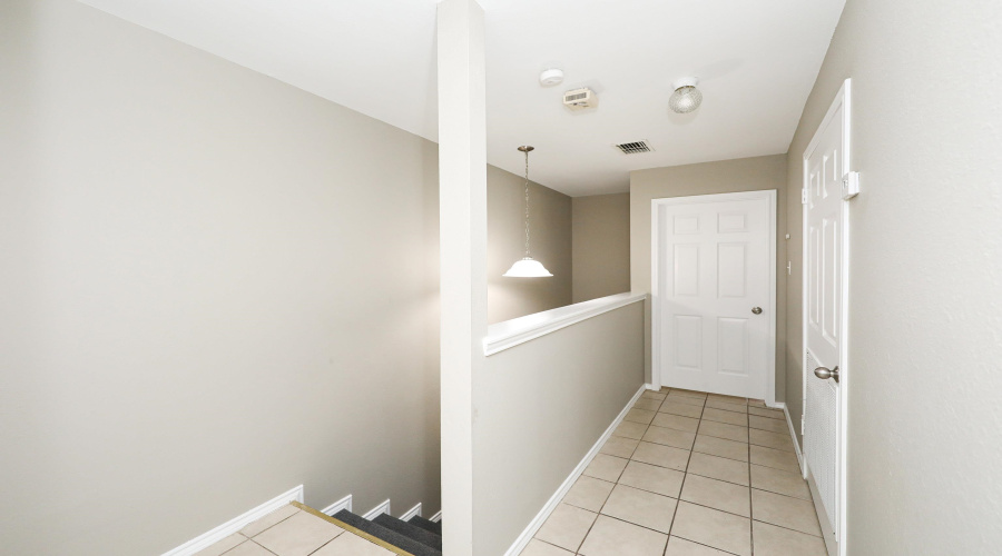 8911 McPherson Rd, Laredo, Texas 78045, 2 Bedrooms Bedrooms, 5 Rooms Rooms,2 BathroomsBathrooms,Residential,For Rent,8911 McPherson Rd,20254383