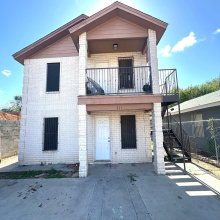 239 Segovia Dr, Laredo, Texas 78046, 4 Bedrooms Bedrooms, 8 Rooms Rooms,2 BathroomsBathrooms,Residential,For Sale,239 Segovia Dr,20254384