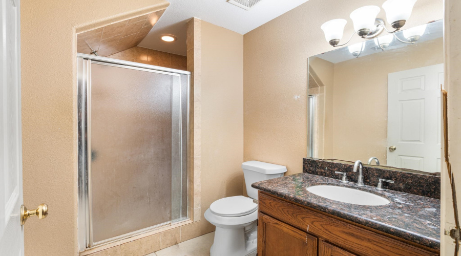 12122 Entrada Lp, Laredo, Texas 78045, 4 Bedrooms Bedrooms, 7 Rooms Rooms,2 BathroomsBathrooms,Residential,For Sale,12122 Entrada Lp,20254388