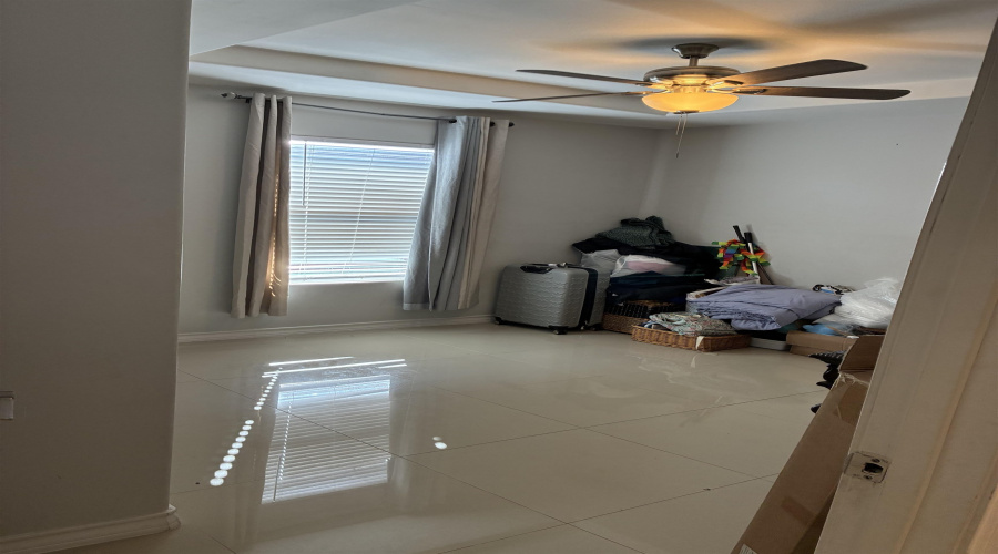 1622 Bilbao Dr., LAREDO, Texas 78046-8949, 4 Bedrooms Bedrooms, 6 Rooms Rooms,2 BathroomsBathrooms,Residential,For Rent,1622 Bilbao Dr.,20254390 1622 Bilbao Dr., LAREDO, Texas 78046-8949, 4 Bedrooms Bedrooms, 6 Rooms Rooms,2 BathroomsBathrooms,Residential,For Rent,1622 Bilbao Dr.,20254390