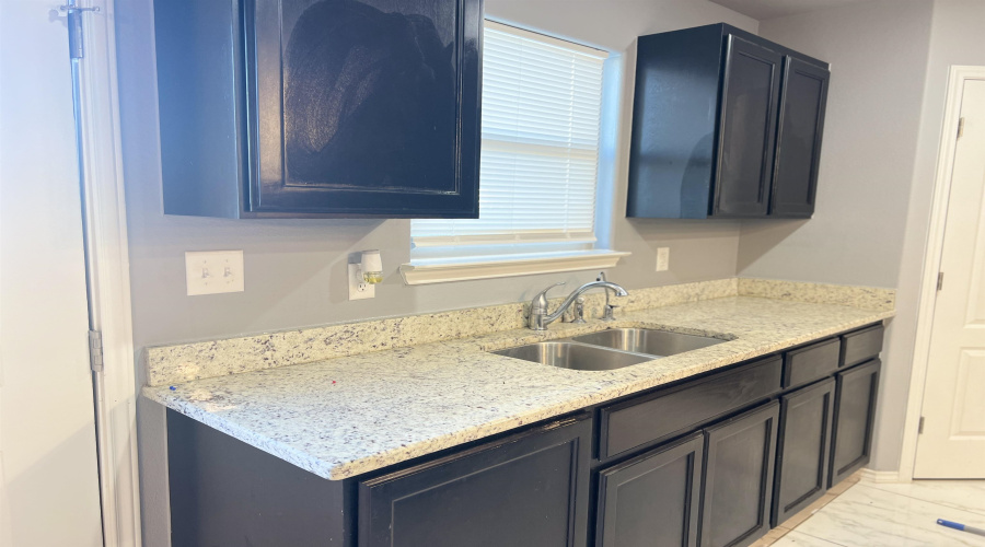 3402 La Terraza Way, LAREDO, Texas 78046, 3 Bedrooms Bedrooms, 7 Rooms Rooms,2 BathroomsBathrooms,Residential,For Rent,3402 La Terraza Way,20254391