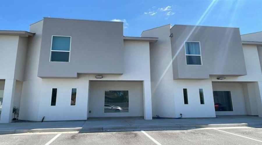 504 Gale Ct, Laredo, Texas 78041, 3 Bedrooms Bedrooms, 5 Rooms Rooms,2 BathroomsBathrooms,Residential,For Rent,504 Gale Ct,20254396
