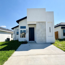 129 Faith Dr., Laredo, Texas 78043, 4 Bedrooms Bedrooms, 5 Rooms Rooms,2 BathroomsBathrooms,Residential,For Sale,129 Faith Dr.,20254401