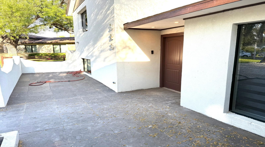323 Farrell Rd, Laredoq, Texas 78045, 4 Bedrooms Bedrooms, 7 Rooms Rooms,3 BathroomsBathrooms,Residential,For Sale,323 Farrell Rd,20254403