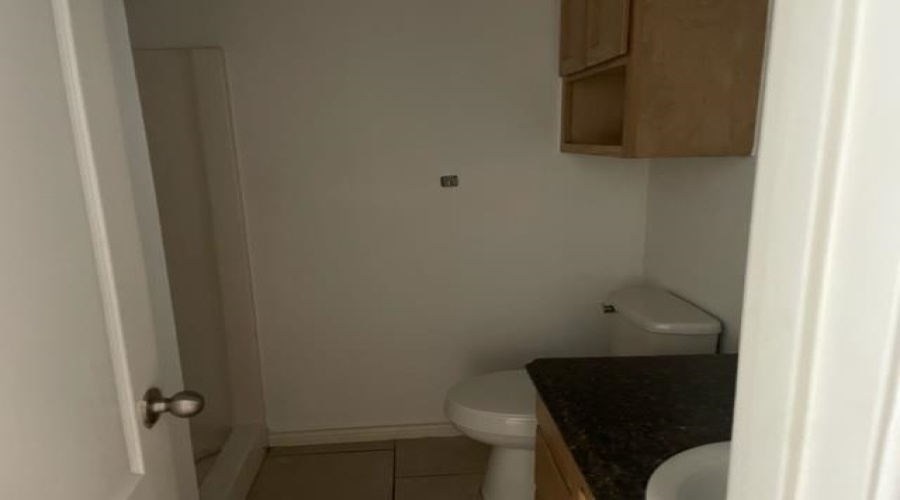 9805 Sterling Lp, LAREDO, Texas 78045, 2 Bedrooms Bedrooms, 4 Rooms Rooms,2 BathroomsBathrooms,Residential,For Rent,9805 Sterling Lp,20254406