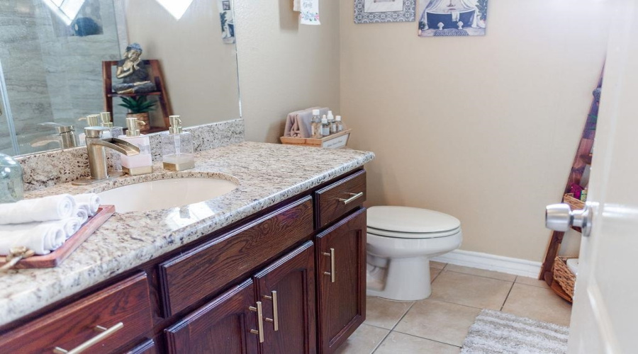 415 Starling Creek Lp, Laredo, Texas 78045, 3 Bedrooms Bedrooms, 5 Rooms Rooms,2 BathroomsBathrooms,Residential,For Rent,415 Starling Creek Lp,20254409