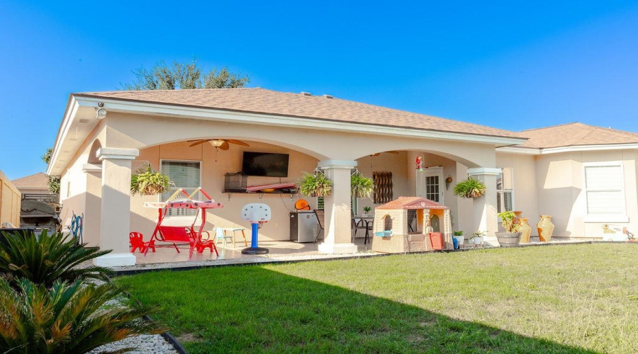 415 Starling Creek Lp, Laredo, Texas 78045, 3 Bedrooms Bedrooms, 5 Rooms Rooms,2 BathroomsBathrooms,Residential,For Rent,415 Starling Creek Lp,20254409