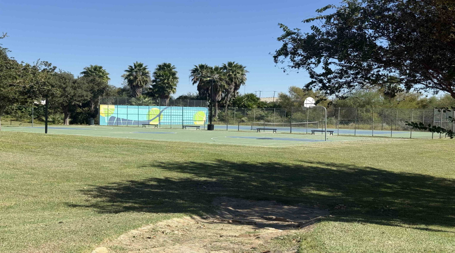 415 Starling Creek Lp, Laredo, Texas 78045, 3 Bedrooms Bedrooms, 5 Rooms Rooms,2 BathroomsBathrooms,Residential,For Rent,415 Starling Creek Lp,20254409