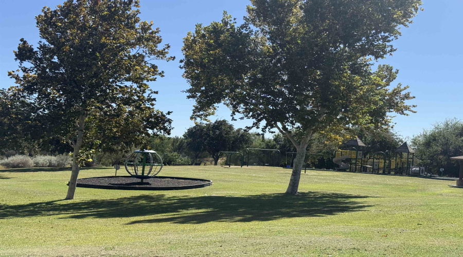 415 Starling Creek Lp, Laredo, Texas 78045, 3 Bedrooms Bedrooms, 5 Rooms Rooms,2 BathroomsBathrooms,Residential,For Rent,415 Starling Creek Lp,20254409