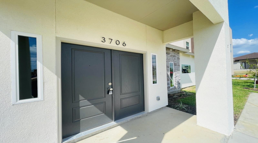 3706 Yoyis St., LAREDO, Texas 78046, 3 Bedrooms Bedrooms, 4 Rooms Rooms,2 BathroomsBathrooms,Residential,For Sale,3706 Yoyis St.,20254411 3706 Yoyis St., LAREDO, Texas 78046, 3 Bedrooms Bedrooms, 4 Rooms Rooms,2 BathroomsBathrooms,Residential,For Sale,3706 Yoyis St.,20254411
