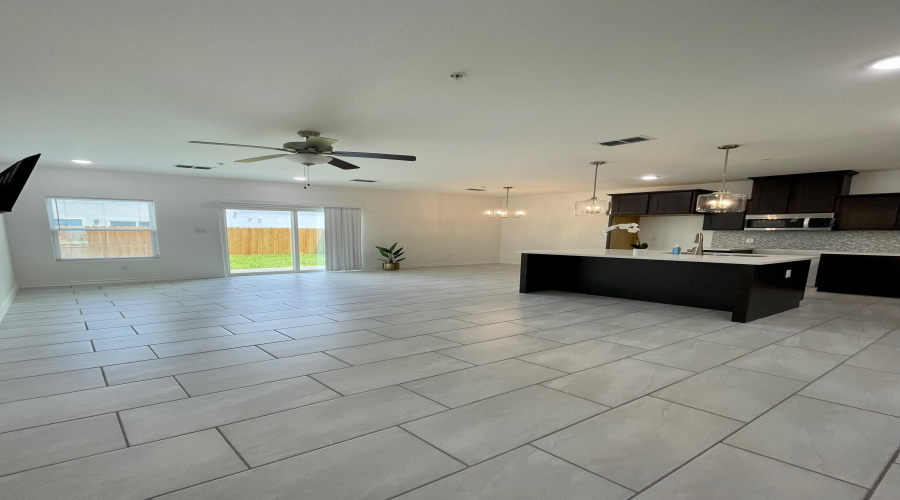 9923 Bijan Dr., Laredo, Texas 78045-0000, 3 Bedrooms Bedrooms, 6 Rooms Rooms,2 BathroomsBathrooms,Residential,For Rent,9923 Bijan Dr.,20254416 9923 Bijan Dr., Laredo, Texas 78045-0000, 3 Bedrooms Bedrooms, 6 Rooms Rooms,2 BathroomsBathrooms,Residential,For Rent,9923 Bijan Dr.,20254416