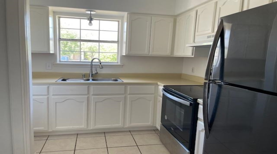 3407 Morelos Dr, Laredo, Texas 78046, 3 Bedrooms Bedrooms, 5 Rooms Rooms,2 BathroomsBathrooms,Residential,For Rent,3407 Morelos Dr,20254421