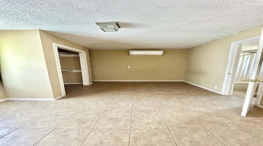 116 Soledad Lp, Laredo, Texas 78043, 1 Bedroom Bedrooms, 1 Room Rooms,1 BathroomBathrooms,Residential,For Rent,116 Soledad Lp,20254422