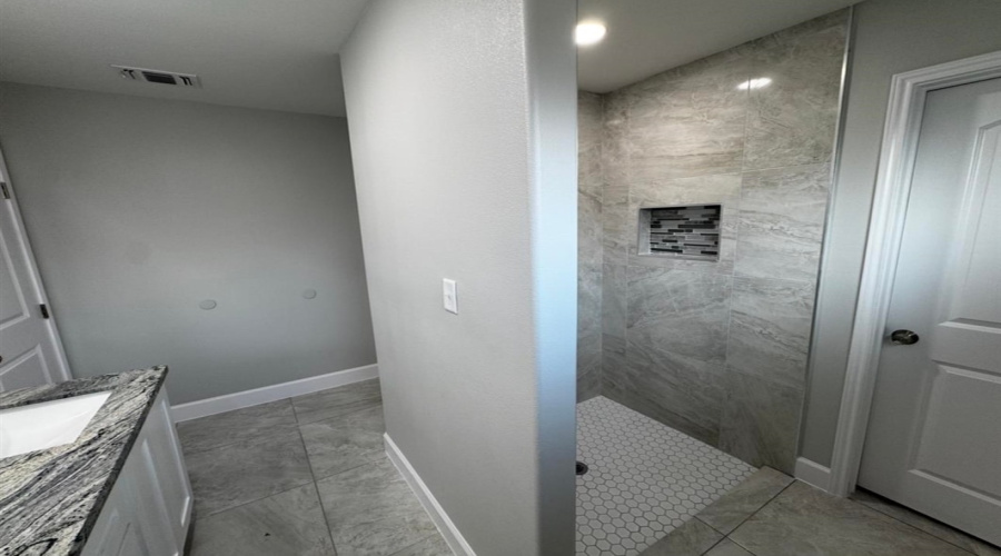 129 Asturias Cts, Laredo, Texas 78046, 4 Bedrooms Bedrooms, 5 Rooms Rooms,3 BathroomsBathrooms,Residential,For Sale,129 Asturias Cts,20254426 129 Asturias Cts, Laredo, Texas 78046, 4 Bedrooms Bedrooms, 5 Rooms Rooms,3 BathroomsBathrooms,Residential,For Sale,129 Asturias Cts,20254426