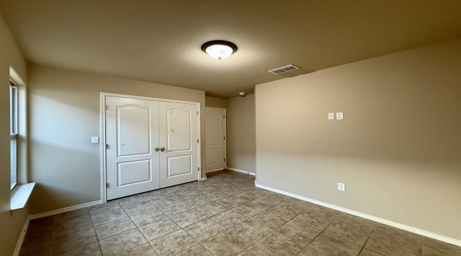 3910 Jose De La Paz, Laredo, Texas 78046, 3 Bedrooms Bedrooms, 3 Rooms Rooms,2 BathroomsBathrooms,Residential,For Sale,3910 Jose De La Paz,20254433