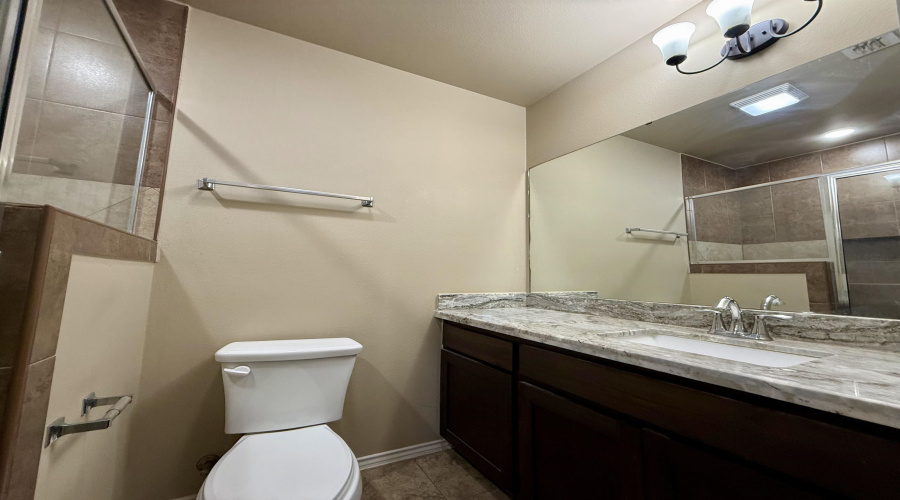 3910 Jose De La Paz, Laredo, Texas 78046, 3 Bedrooms Bedrooms, 3 Rooms Rooms,2 BathroomsBathrooms,Residential,For Sale,3910 Jose De La Paz,20254433