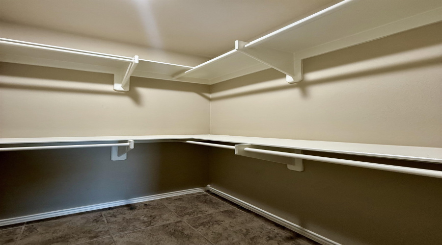 3910 Jose De La Paz, Laredo, Texas 78046, 3 Bedrooms Bedrooms, 3 Rooms Rooms,2 BathroomsBathrooms,Residential,For Sale,3910 Jose De La Paz,20254433