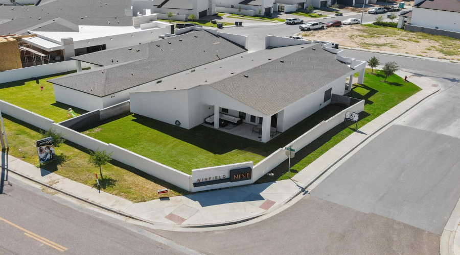 4002 Sun Valley Dr., Laredo, Texas 78045, 3 Bedrooms Bedrooms, 5 Rooms Rooms,2 BathroomsBathrooms,Residential,For Sale,4002 Sun Valley Dr.,20254434 4002 Sun Valley Dr., Laredo, Texas 78045, 3 Bedrooms Bedrooms, 5 Rooms Rooms,2 BathroomsBathrooms,Residential,For Sale,4002 Sun Valley Dr.,20254434