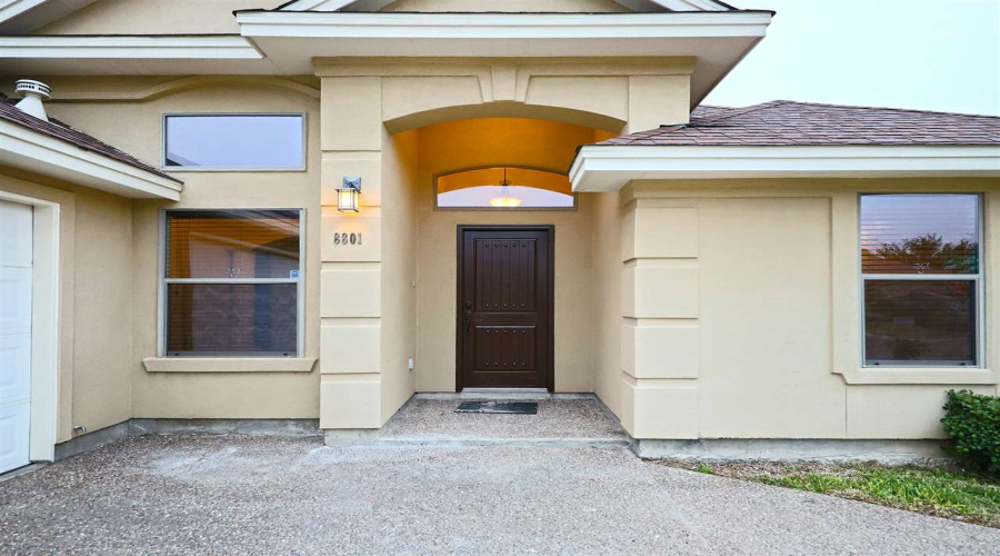 8801 Snow Falls Dr, Laredo, Texas 78045, 3 Bedrooms Bedrooms, 5 Rooms Rooms,2 BathroomsBathrooms,Residential,For Rent,8801 Snow Falls Dr,20254436