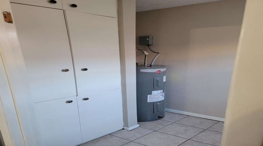 713 B Lindenwood Dr, Laredo, Texas 78045, 3 Bedrooms Bedrooms, 6 Rooms Rooms,2 BathroomsBathrooms,Residential,For Rent,713 B Lindenwood Dr,20254438