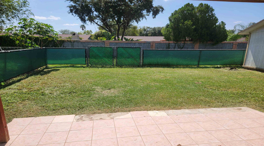 713 B Lindenwood Dr, Laredo, Texas 78045, 3 Bedrooms Bedrooms, 6 Rooms Rooms,2 BathroomsBathrooms,Residential,For Rent,713 B Lindenwood Dr,20254438