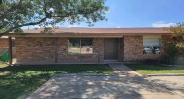 713 B Lindenwood Dr, Laredo, Texas 78045, 3 Bedrooms Bedrooms, 6 Rooms Rooms,2 BathroomsBathrooms,Residential,For Rent,713 B Lindenwood Dr,20254438
