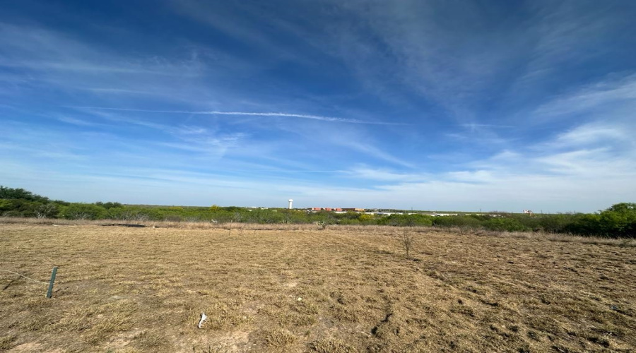 8233 Mejia Rd, Laredo, Texas 78043, ,Land,For Sale,8233 Mejia Rd,20254208