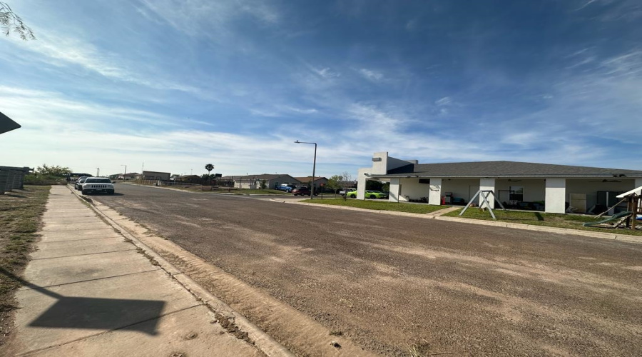 8233 Mejia Rd, Laredo, Texas 78043, ,Land,For Sale,8233 Mejia Rd,20254208